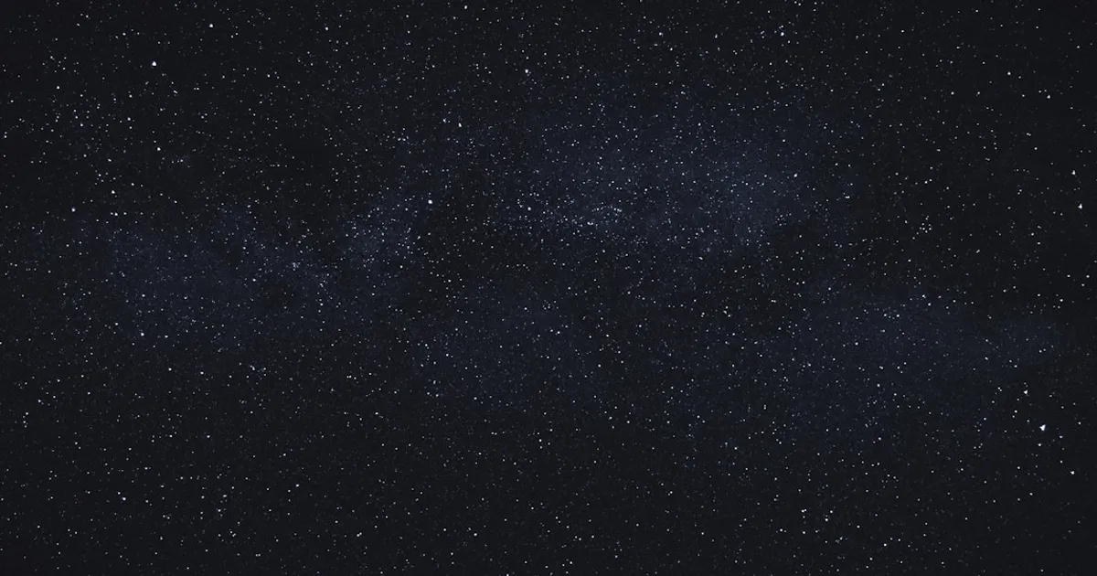 Representación abstracta de la sensación de caer entre nubes